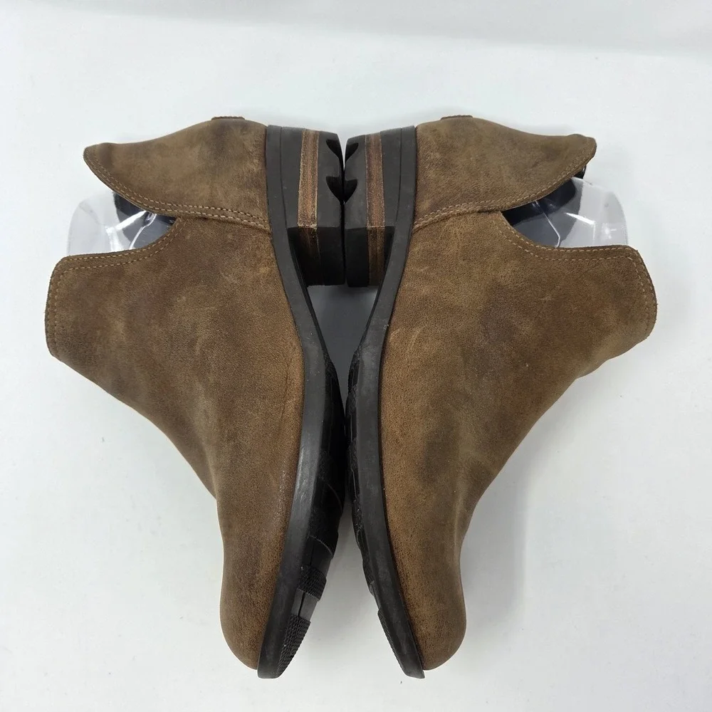 Sorel Lolla Brown Distressed Leather Cut Out Low Heel Ankle Boots Womens Size 8